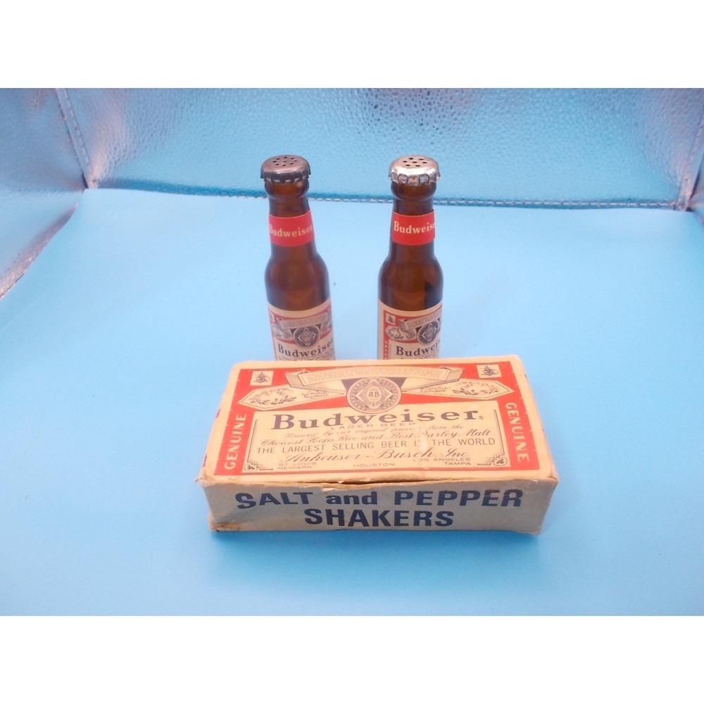 Vintage Budweiser Beer Bottle Salt and Pepper Shaker Set with Original Box